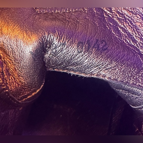 Louis Vuitton Monogram "Brea" Sneakers - Brown
Leather & Canvas size 8 - 38 - Picture 4 of 13